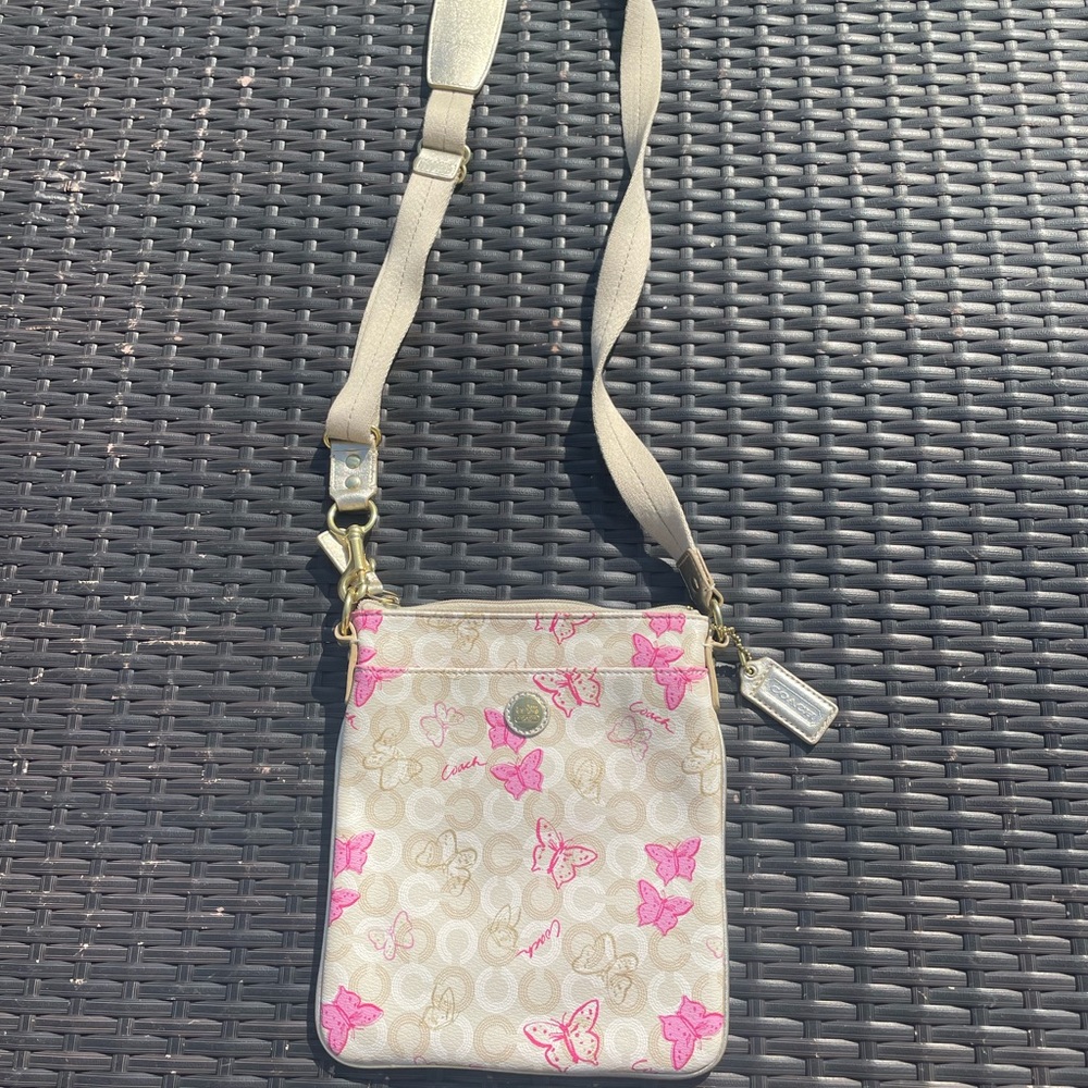 Coach Signature Butterfly Swingpack Crossbody Bag